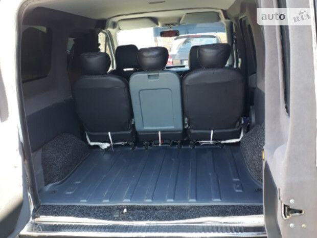 Ford Transit Connect пасс. 2008 года