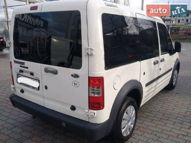 Ford Transit Connect пасс. 2006 года