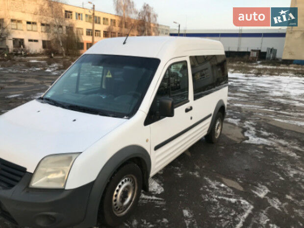 Форд Транзит Коннект пасс. 2009 року Ford Transit Connect пасс. 2009 року