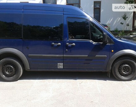 Ford Transit Connect пасс. 2005 года