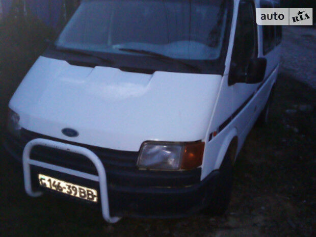 Ford Transit пасс. 1991 года