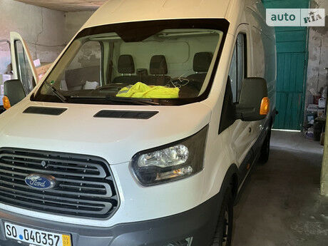 Ford Transit 2019 року