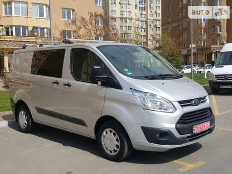 Ford Transit 2017 года