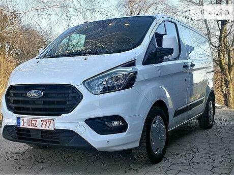 Ford Transit 2018 года