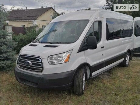 Ford Transit 2019 года