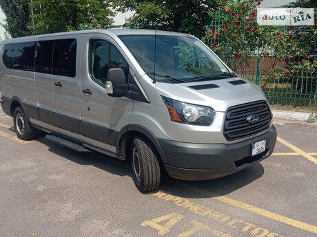 Ford Transit 2015 года