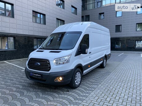 Ford Transit 2018 года