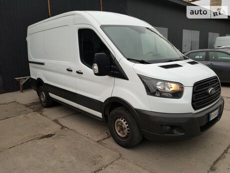 Ford Transit 2016 года