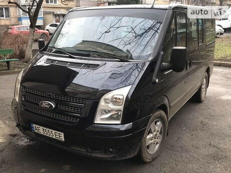 Ford Transit 2013 года