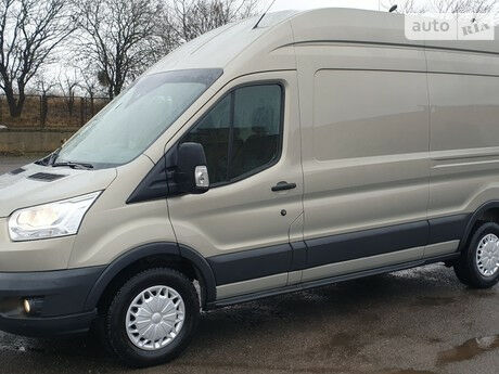 Ford Transit 2015 року