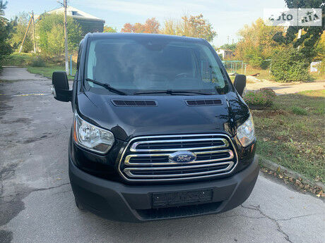 Ford Transit 2015 року