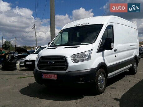 Ford Transit 2015 года