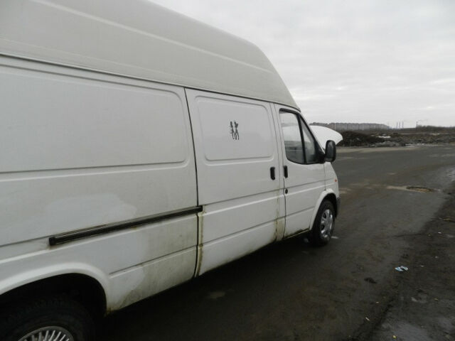 Ford Transit 2002 года