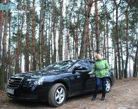 Фото на відгук з оцінкою 4.8   про авто Geely Emgrand 8 (EC8) 2013 року випуску від автора “Евгений” з текстом: Купил автомобиль в декабре 2013. У меня база, но салон в коже. Первые они так и шли. Автомобилем ...