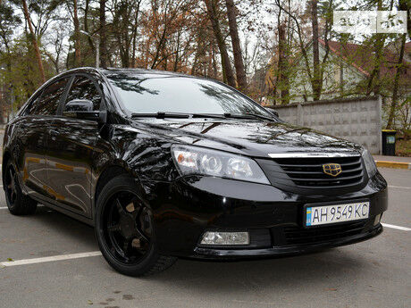 Geely Emgrand 2012 року