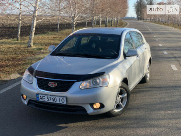 Geely Emgrand 2012 року