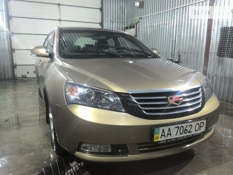 Geely Emgrand 2015 року