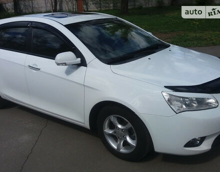 Geely Emgrand 2011 року