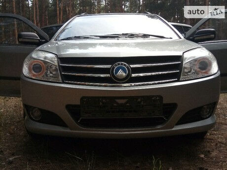 Джили МК Кросс 2012 года Geely MK Cross 2012 года