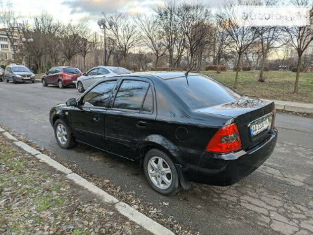 Geely MR 2008 року