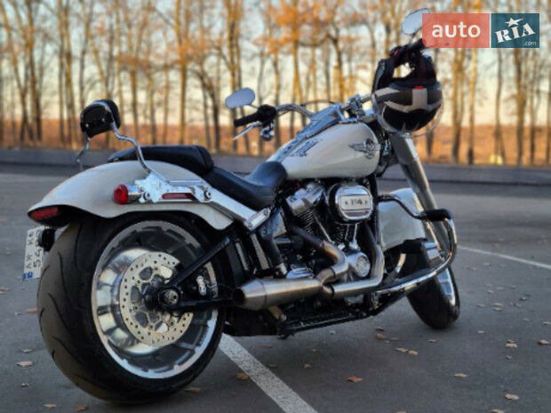 Харлей-Дэвидсон Фэт Бой 2018 года Harley-Davidson Fat Boy 2018 года
