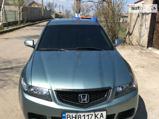 Honda Accord 2003 года