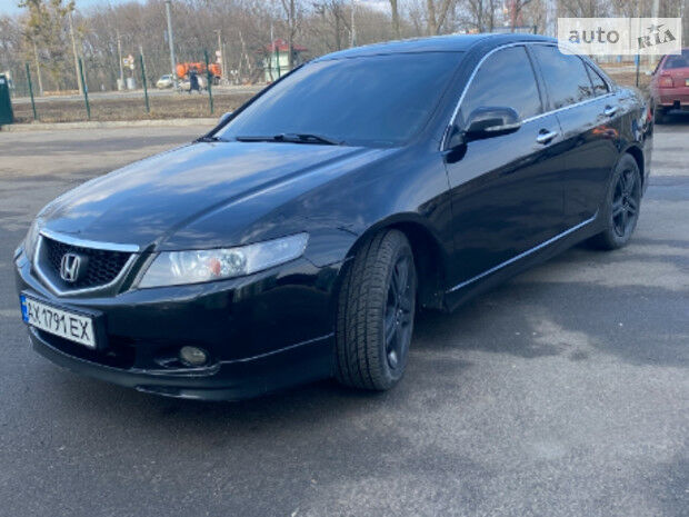 Honda Accord 2005 года