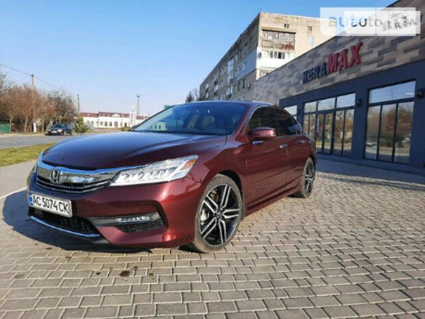 Honda Accord 2017 года