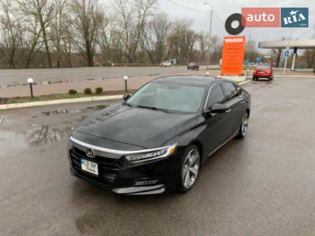 Honda Accord 2018 года