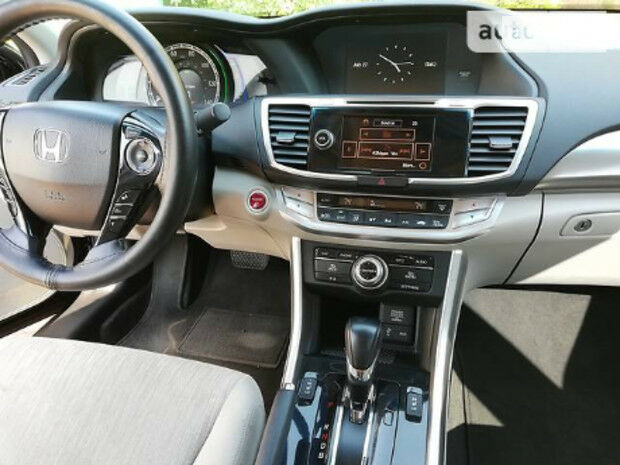 Honda Accord 2014 року