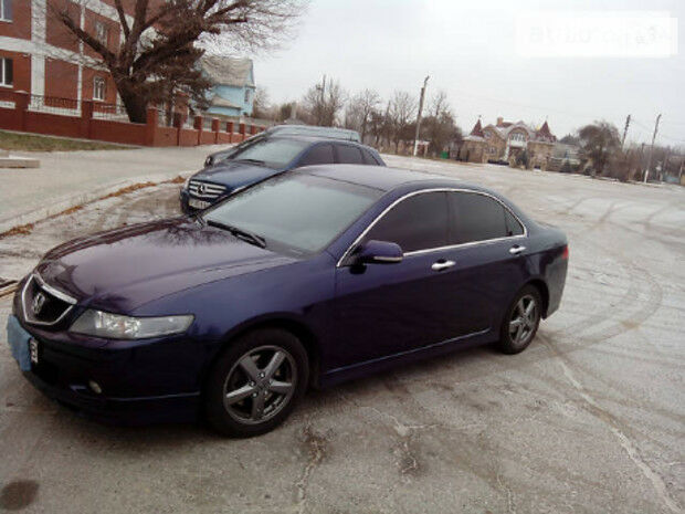 Honda Accord 2003 года