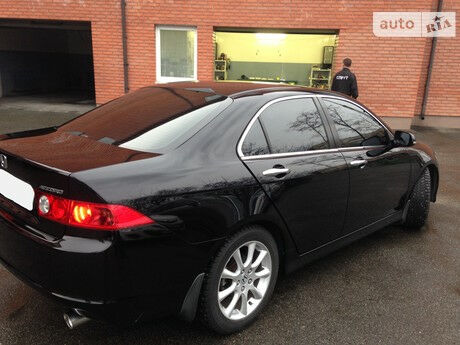 Хонда Аккорд 2006 года Honda Accord 2006 года