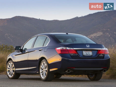 Хонда Аккорд 2007 року Honda Accord 2007 року