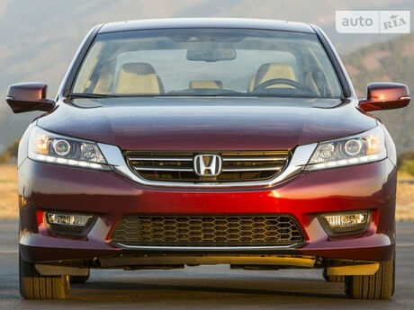 Хонда Аккорд 1996 року Honda Accord 1996 року