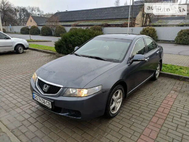 Хонда Аккорд 2005 року Honda Accord 2005 року