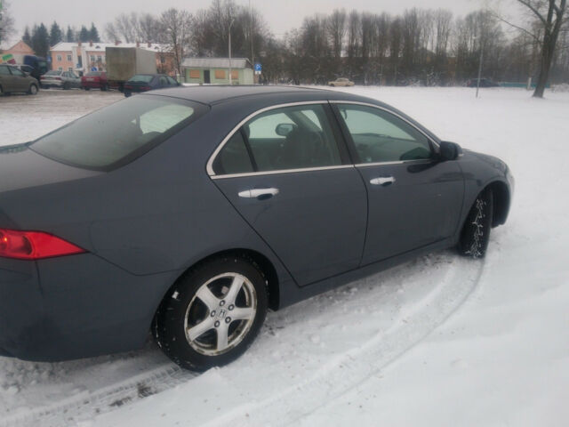 Honda Accord 2004 года