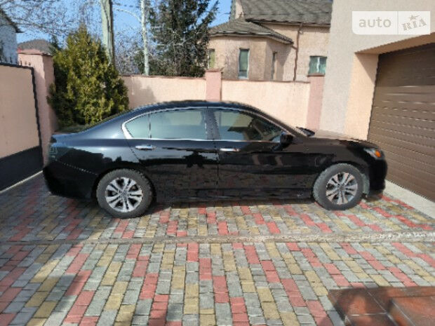 Honda Accord 2015 года