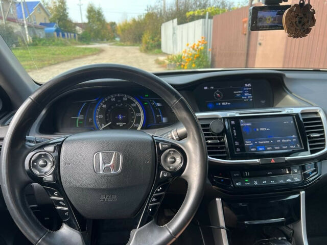 Honda Accord 2016 года