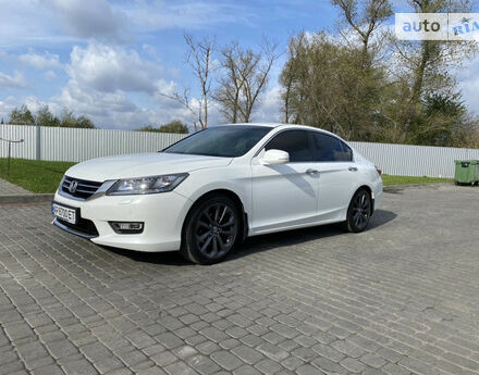 Honda Accord 2013 года