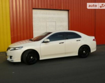 Honda Accord 2010 года