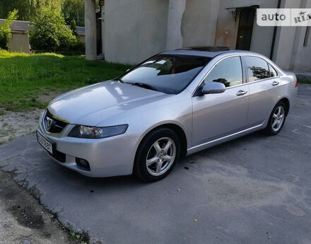 Honda Accord 2003 года