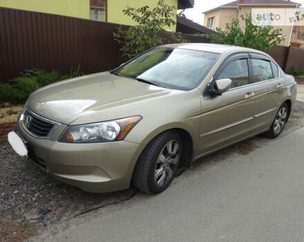 Honda Accord 2010 года