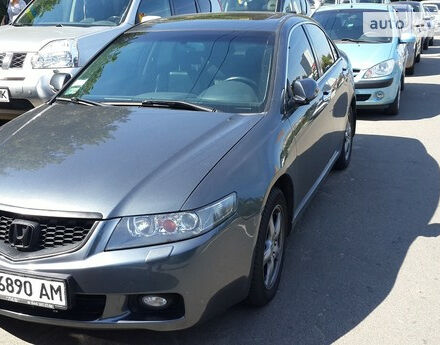 Honda Accord 2005 року