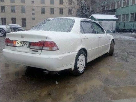Honda Accord 2000 року - Фото 3 автомобіля