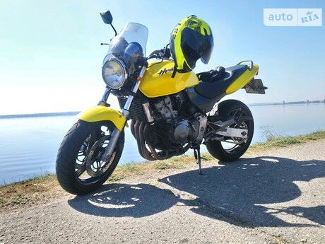 Honda CB 2001 года