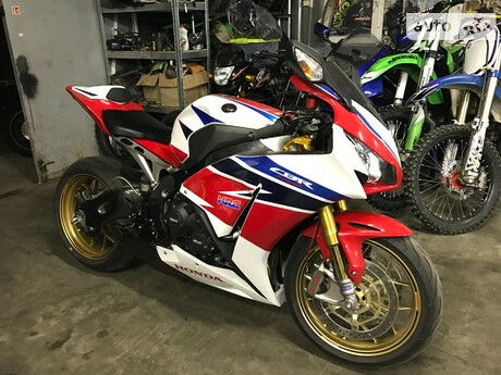 Honda CBR 2015 года