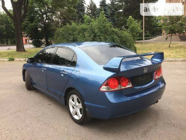 Honda Civic 2007 года