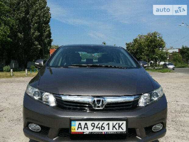 Honda Civic 2012 года