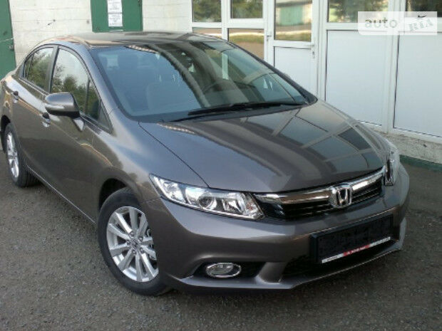 Honda Civic 2013 года