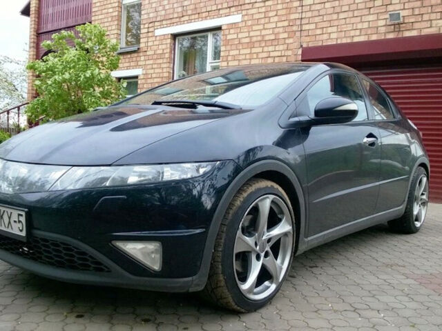Honda Civic 2007 года